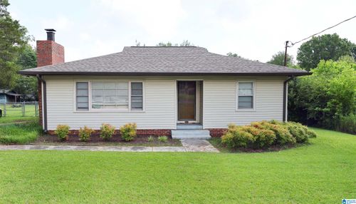 511 Main St, Weaver, AL, 36277-3758 | Card Image