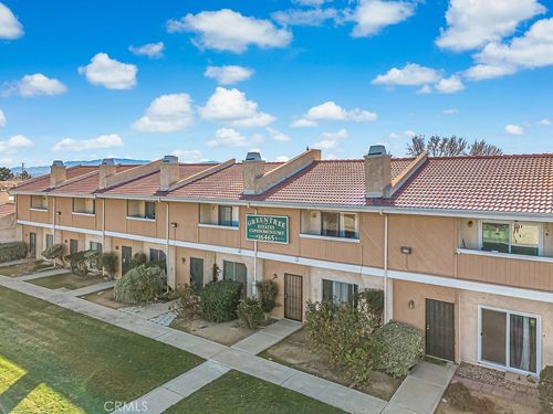 14-16465 Green Tree Blvd, Victorville, CA, 92395-5260 | Card Image