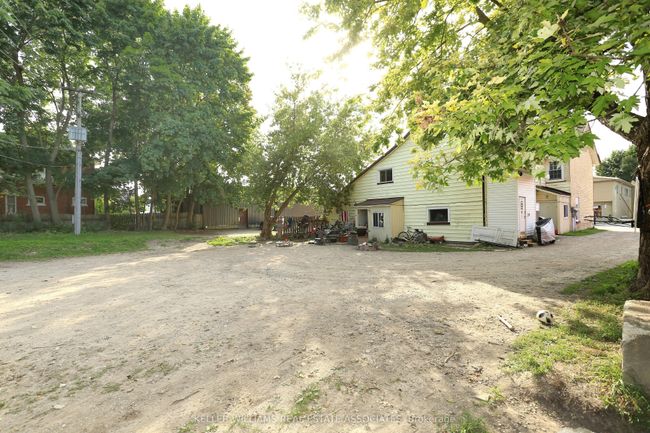 329 Josephine St, Home with 11 bedrooms, 6 bathrooms and 10 parking in Huron ON | Image 19
