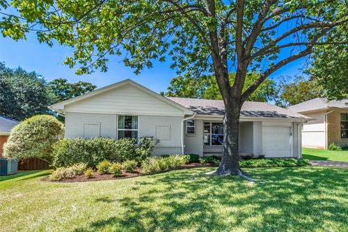 11609 Colmar St, Dallas, TX, 75218-1825 | Card Image