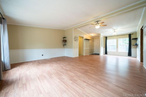 10553 Lincoln Lake Rd Ne, Greenville, MI, 48838-8316 | Card Image