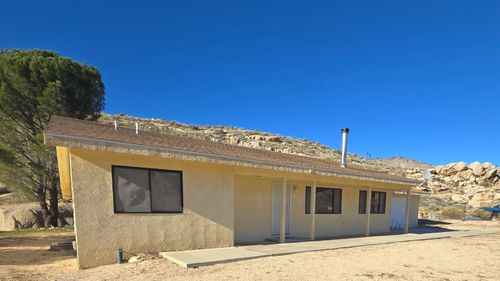 30151 Highway 178, Onyx, CA, 93255-9702 | Card Image