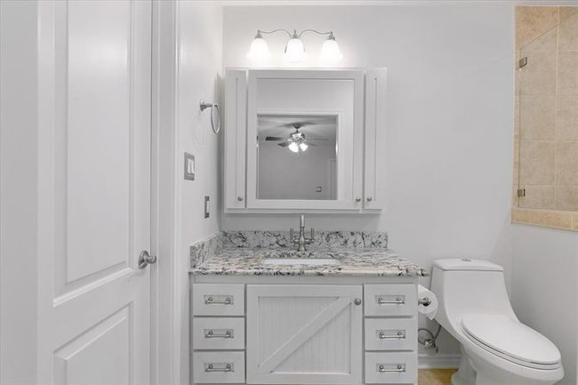 5004 Colmesneil St, House other with 4 bedrooms, 3 bathrooms and 2 parking in Pearland TX | Image 15
