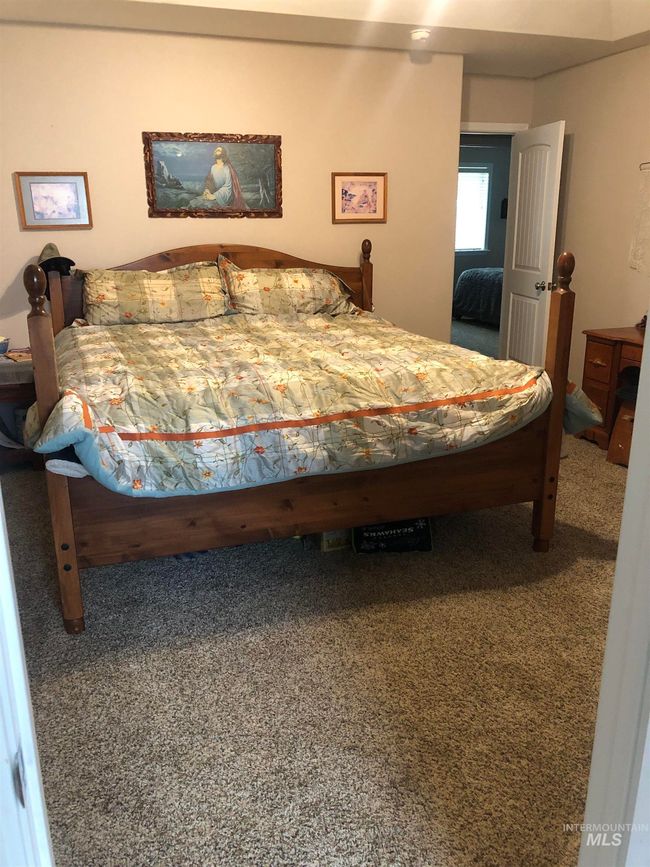 407 Page Cir, Townhouse with 3 bedrooms, 2 bathrooms and 2 parking in Burley ID | Image 5