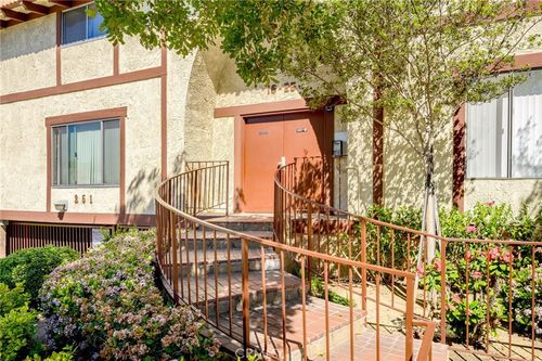5-251 W Dryden Street, Glendale, CA, 91202 | Card Image