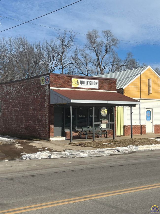 117 E Franklin St, Home with 0 bedrooms, 0 bathrooms and 3 parking in Pomona KS | Image 20
