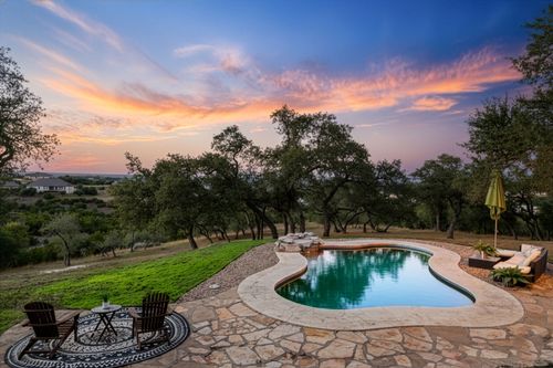 447 Winning Colors, Austin, TX, 78737-2644 | Card Image