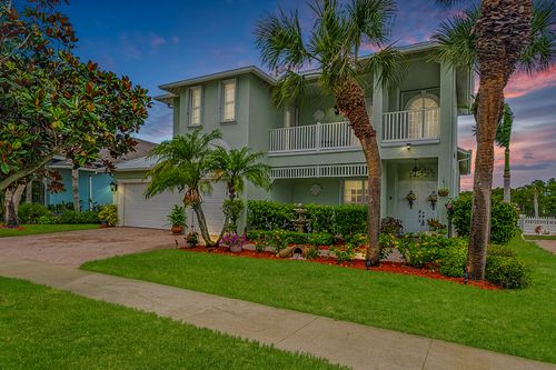 205 Nw Magnolia Lakes Blvd, Port Saint Lucie, FL, 34986-3581 | Card Image