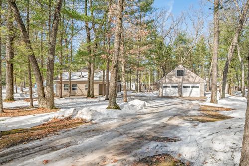 13518 S Star Lake Dr, Baldwin, MI, 49304-7743 | Card Image