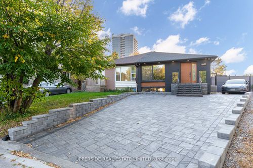 {{alt}} | Card Image