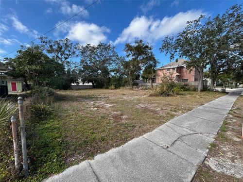  N Ring Avenue, Tarpon Springs, FL, 34689 | Card Image