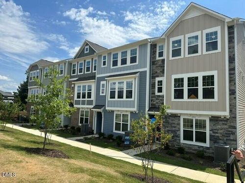 475-2913 Richardson Rd, Apex, NC, 27502-7894 | Card Image