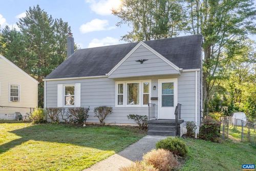 1610 Center Ave, Charlottesville, VA, 22903-3702 | Card Image