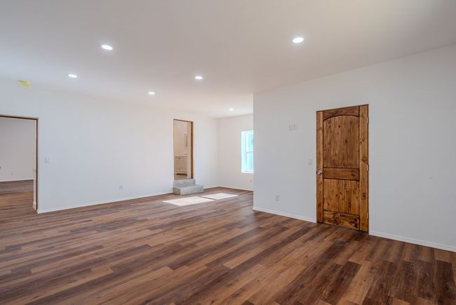 38 Private Drive 1548, House other with 4 bedrooms, 3 bathrooms and 10 parking in Hernandez NM | Image 17