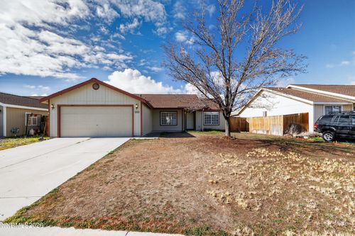 1222 Eagle Rock Rd, Fallon, NV, 89406-6884 | Card Image