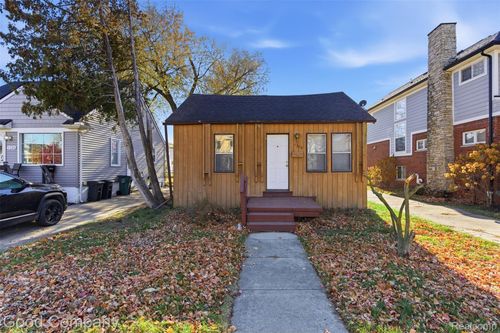 1308 E Lincoln St, Birmingham, MI, 48009-7192 | Card Image