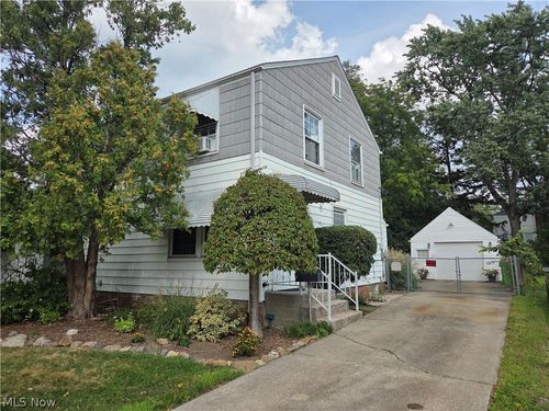 1501 E 248th St, Euclid, OH, 44117-1235 | Card Image