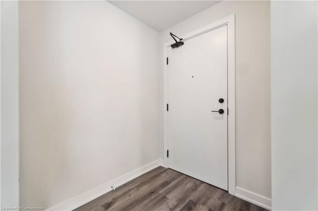 208 - 600 N Service Rd, House attached with 2 bedrooms, 1 bathrooms and 1 parking in Stoney Creek ON | Image 5