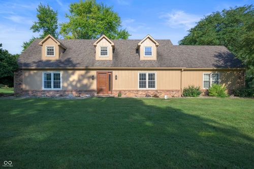1032 Pendle Hill Ave, Pendleton, IN, 46064-9120 | Card Image