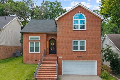 1009 Elmshade Ln, Nashville, TN, 37211-7420 | Card Image
