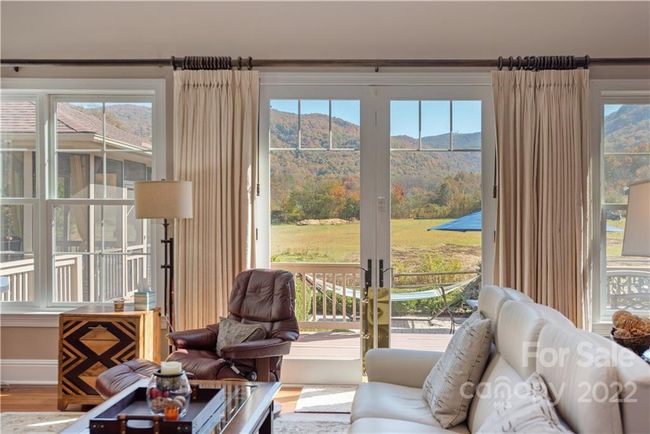 28 Sovereign Ln, House other with 4 bedrooms, 4 bathrooms and null parking in Fairview NC | Image 11