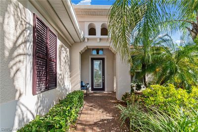 10614 Carena Circle, House other with 3 bedrooms, 2 bathrooms and null parking in Fort Myers FL | Image 3