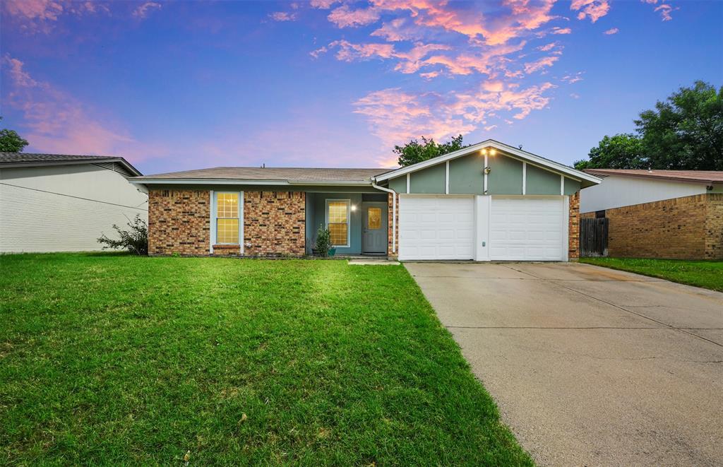 High Meadow Ct, Watauga, TX 76148