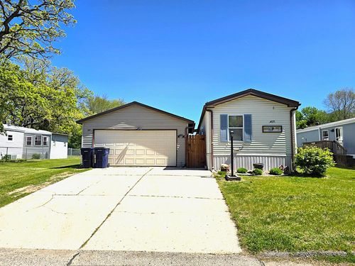 127 Falling Creek Circle, Janesville, WI, 53548 | Card Image