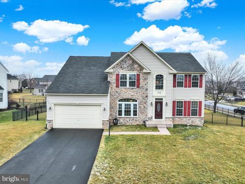 106 Warm Sunday Way, MECHANICSBURG, PA, 17050-3802 | Card Image