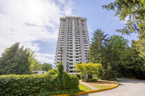 203-9521 Cardston Crt, Burnaby, BC, V3N4R8 | Card Image