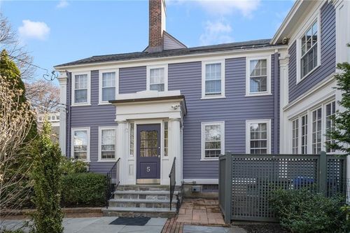5 W Cushing St, Providence, RI, 02906-1303 | Card Image