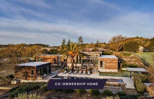 1090 1st Ave, Napa, CA, 94558-3939 | Card Image