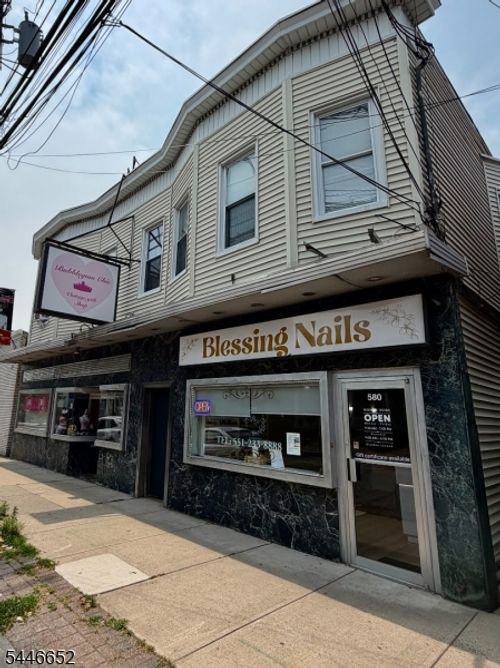 580 Lafayette Ave, Hawthorne, NJ, 07506-2443 | Card Image