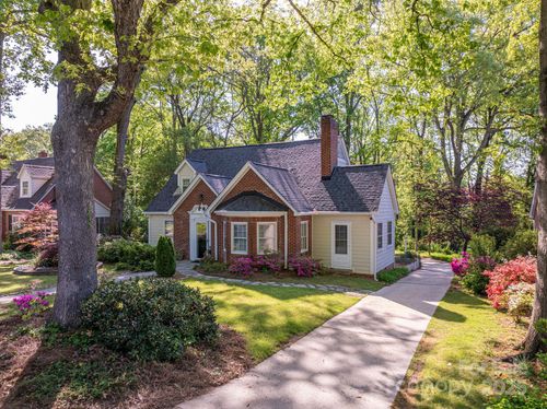 1220 Oakwood Ave, Gastonia, NC, 28052-7543 | Card Image