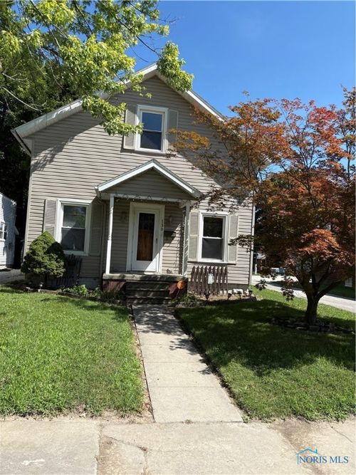 130 Summit St, Fostoria, OH, 44830-2150 | Card Image