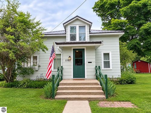 1107 Michigan Ave, Alma, MI, 48801-1331 | Card Image