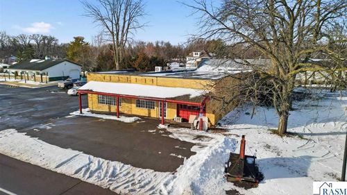 1101 State St N, Waseca, MN, 56093-2703 | Card Image