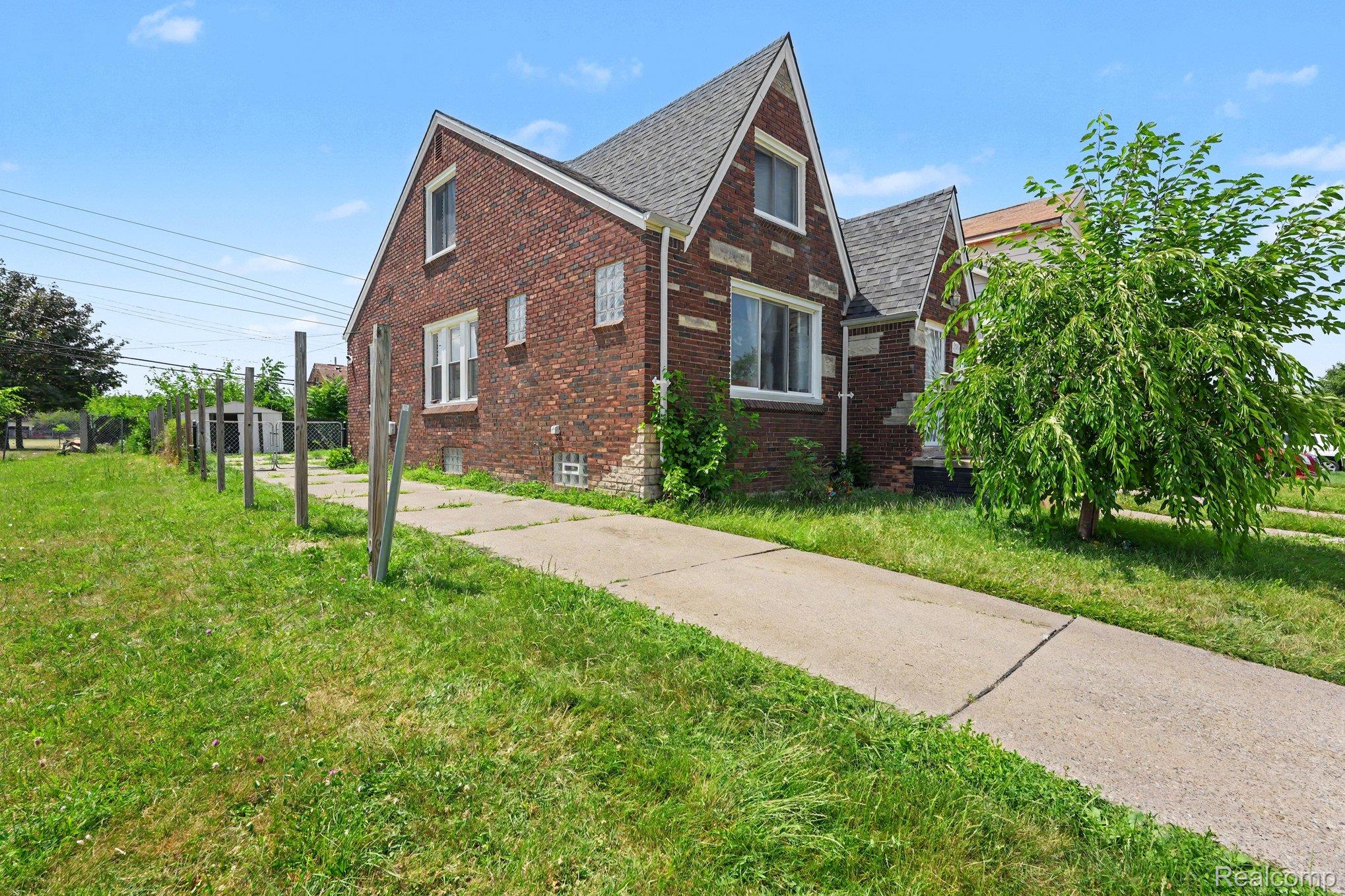 Residential in Detroit 3