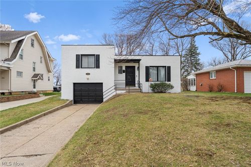 318 31st St Nw, Canton, OH, 44709-3120 | Card Image