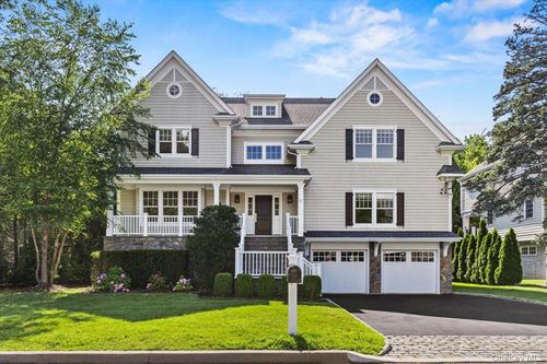 81 Wappanocca Ave, Rye, NY, 10580-2025 | Card Image