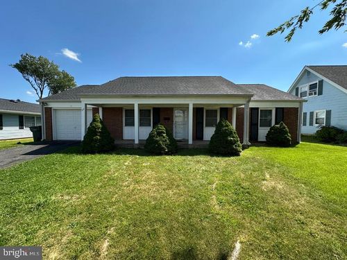 11 Gaylord Cir, Willingboro, NJ, 08046-3305 | Card Image