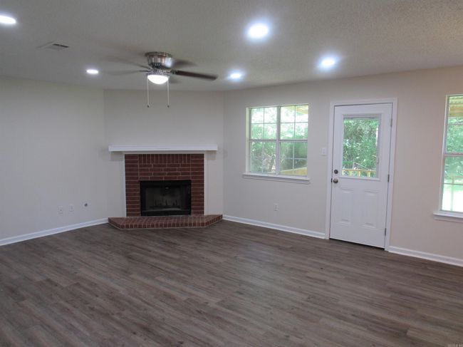 7404 Bethel Cutoff, House other with 3 bedrooms, 2 bathrooms and null parking in Jacksonville AR | Image 4