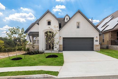 130 Gallant Fox Dr, Castroville, TX, 78009-1703 | Card Image