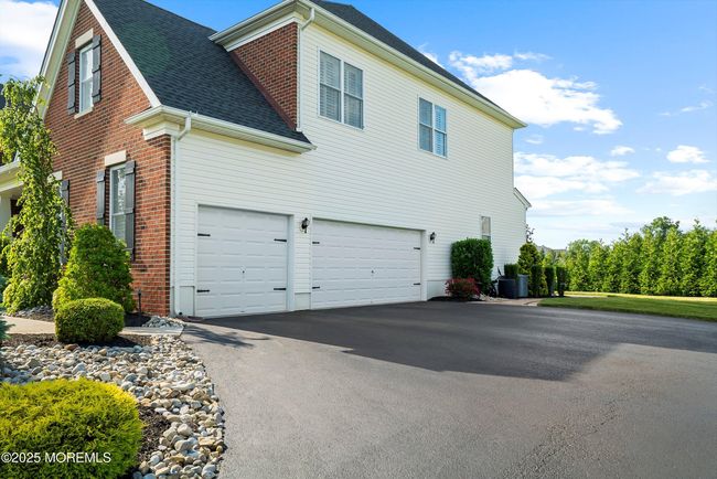 11 Potomac Ct, House other with 4 bedrooms, 5 bathrooms and null parking in Freehold NJ | Image 7