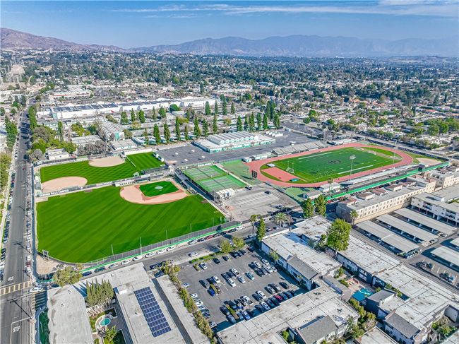 UNIT-237 - 10331 Lindley Ave, Condo with 2 bedrooms, 2 bathrooms and 2 parking in Porter Ranch CA | Image 23