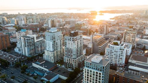 1002-845 Johnson St, Victoria, BC, V8W0G3 | Card Image