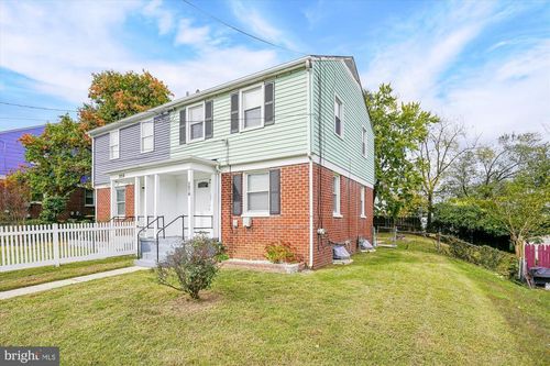 3218 Dallas Dr, TEMPLE HILLS, MD, 20748-4517 | Card Image