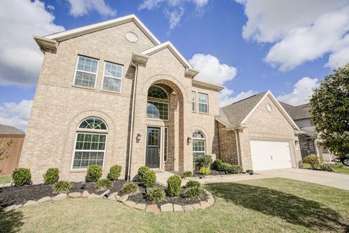 219 Bentwater Lane, Clute, TX, 77531 | Card Image