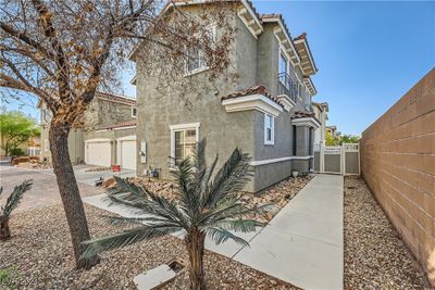 936 Sable Chase Place, Townhouse with 3 bedrooms, 2 bathrooms and null parking in Henderson NV | Image 3