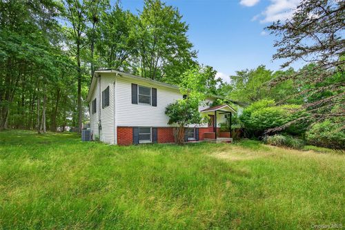 6 Pine Ave, Mountain Dale, NY, 12763-5321 | Card Image